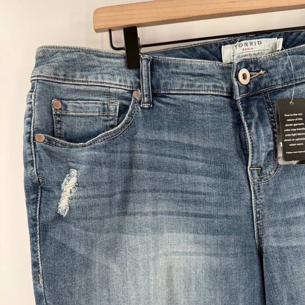 TORRID Crop Jeans Size 18 NWT Plus Skinny Davenport ‘It’s Not Love, I’m Just..’ - Picture 12 of 16